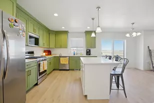 6676 W Ipswitch Way, Herriman, UT 84096 - Photo 10