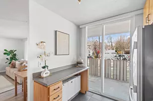 87 W 300 N, Salt Lake City, UT 84103 - Photo 8