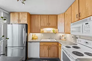 87 W 300 N, Salt Lake City, UT 84103 - Photo 6