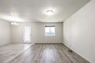 690 N 1775 W, West Point, UT 84015 - Photo 2