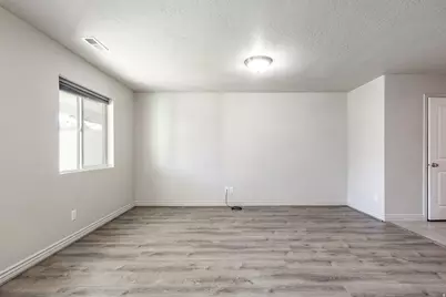 690 N 1775 W, West Point, UT 84015 - Photo 6