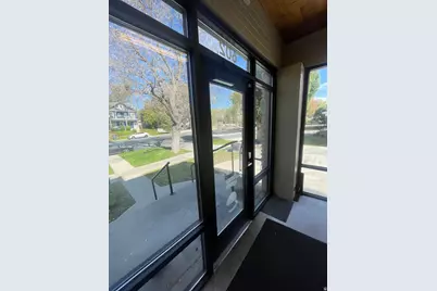602 E 300 S, Salt Lake City, UT 84102 - Photo 4