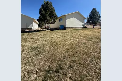 591 E 300 S, Mount Pleasant, UT 84647 - Photo 10