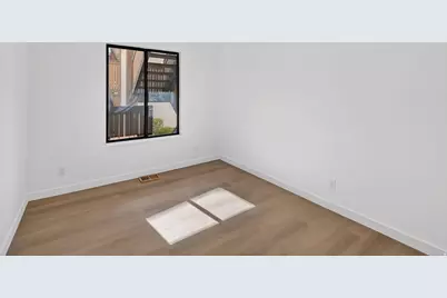 6887 S Countrywood Cir #9F, Cottonwood Heights, UT 84047 - Photo 14