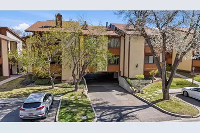 6887 S Countrywood Cir #9F, Cottonwood Heights, UT 84047 - Photo 16