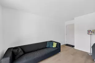 6887 S Countrywood Circle, Cottonwood Heights, UT 84047 - Photo 4