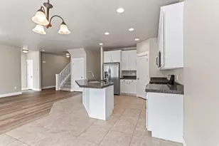 1587 W 430 N, Lindon, UT 84042 - Photo 12