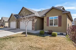1587 W 430 N, Lindon, UT 84042 - Photo 2