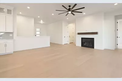 1116 W Gossamer Ln #7, Saratoga Springs, UT 84045 - Photo 10