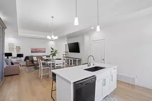 583 E Glenpoint Ct, Stansbury Park, UT 84074 - Photo 18