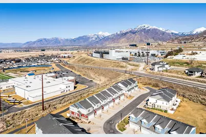 688 W Gallant Dr, Bluffdale, UT 84065 - Photo 18