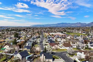 8450 S 865 E, Sandy, UT 84094 - Photo 42