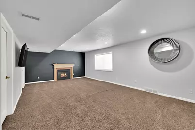 8450 S 865 E, Sandy, UT 84094 - Photo 24