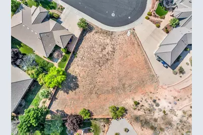 1086 W Montezuma Cir #6, Washington, UT 84780 - Photo 2