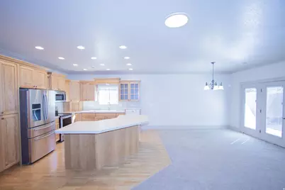 405 N Willow Ln, Providence, UT 84332 - Photo 4