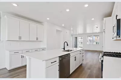 12682 S Lincoln Peak Ln #113, Herriman, UT 84096 - Photo 4