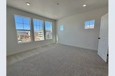 2958 N Lone Pine St #658, Eagle Mountain, UT 84005 - Photo 4