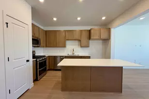 2958 N Lone Pine St, Eagle Mountain, UT 84005 - Photo 2