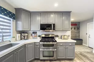 1017 E 450 S, Pleasant Grove, UT 84062 - Photo 10