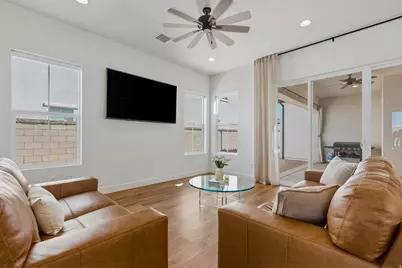 663 W Green Mountain Dr, Saint George, UT 84790 - Photo 4