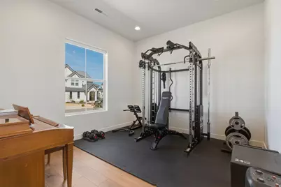 663 W Green Mountain Dr, Saint George, UT 84790 - Photo 10
