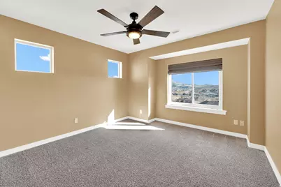 2551 E Patriot Dr, Eagle Mountain, UT 84005 - Photo 16