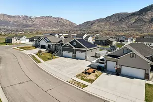 1382 N 150 E, Harrisville, UT 84404 - Photo 54