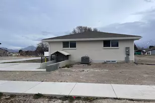 7157 S Mel Helen Way, West Jordan, UT 84084 - Photo 4