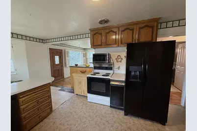 1569 E Lanebrook Cir S #303, Salt Lake City, UT 84124 - Photo 4