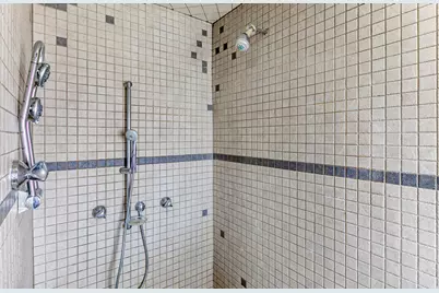 8701 S Temple Dr, West Jordan, UT 84088 - Photo 18