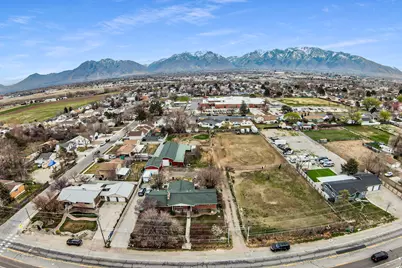 8701 S Temple Dr, West Jordan, UT 84088 - Photo 44