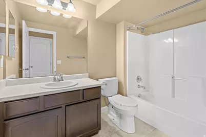 3811 N Prairie Grass Dr, Lehi, UT 84048 - Photo 14