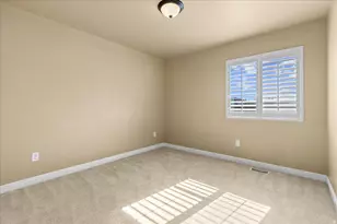 3811 N Prairie Grass Dr, Lehi, UT 84048 - Photo 12