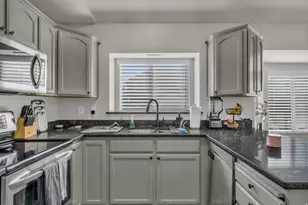 5281 S Level Dr, Taylorsville, UT 84129 - Photo 10