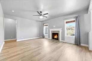 15198 S Mule Train Dr, Bluffdale, UT 84065 - Photo 4