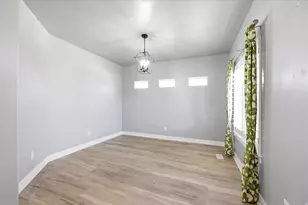 15198 S Mule Train Dr, Bluffdale, UT 84065 - Photo 2