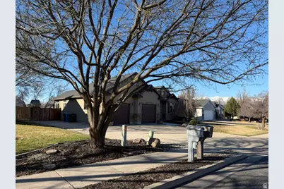 256 W 225 S, Providence, UT 84332 - Photo 4