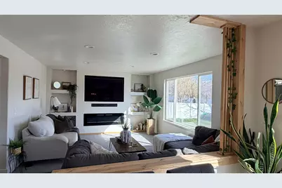 109 W Nautical Dr, Stansbury Park, UT 84074 - Photo 4