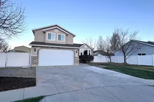 11831 S Carbide Ct W, Herriman, UT 84096 - Photo 2