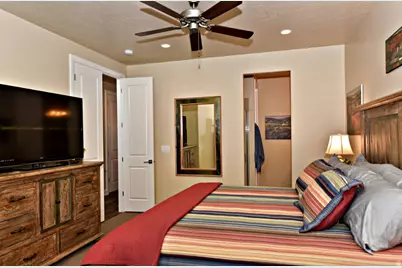 1622 W Canyon Tree Dr, Saint George, UT 84770 - Photo 8