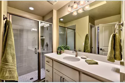 1622 W Canyon Tree Dr, Saint George, UT 84770 - Photo 16