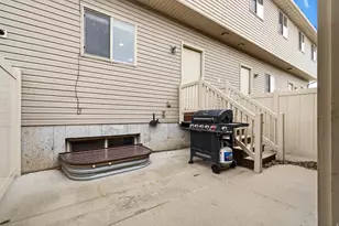 490 E 700 S, Clearfield, UT 84015 - Photo 14