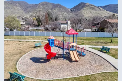 282 W 605 N #A, Centerville, UT 84014 - Photo 22