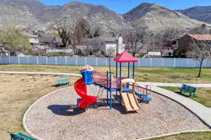 282 W 605 N, Centerville, UT 84014 - Photo 22