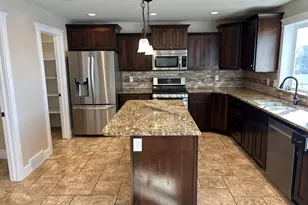 4239 W 5825 S, Roy, UT 84067 - Photo 4