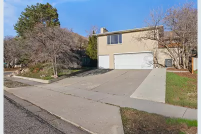 2718 E Commonwealth Ave, Salt Lake City, UT 84109 - Photo 34