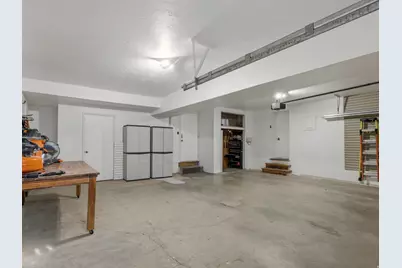 2718 E Commonwealth Ave, Salt Lake City, UT 84109 - Photo 32