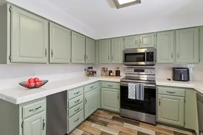850 S Donner Way #505, Salt Lake City, UT 84108 - Photo 2