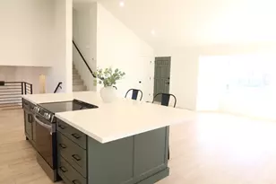 9971 S Pinehurst Dr E, Sandy, UT 84092 - Photo 4