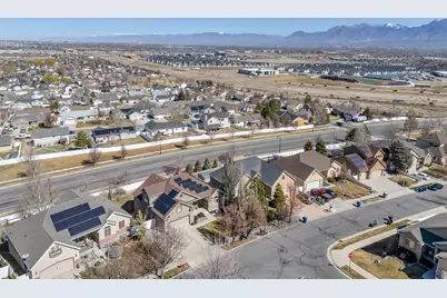 4886 W Bouldermeadow Dr S, Herriman, UT 84096 - Photo 38